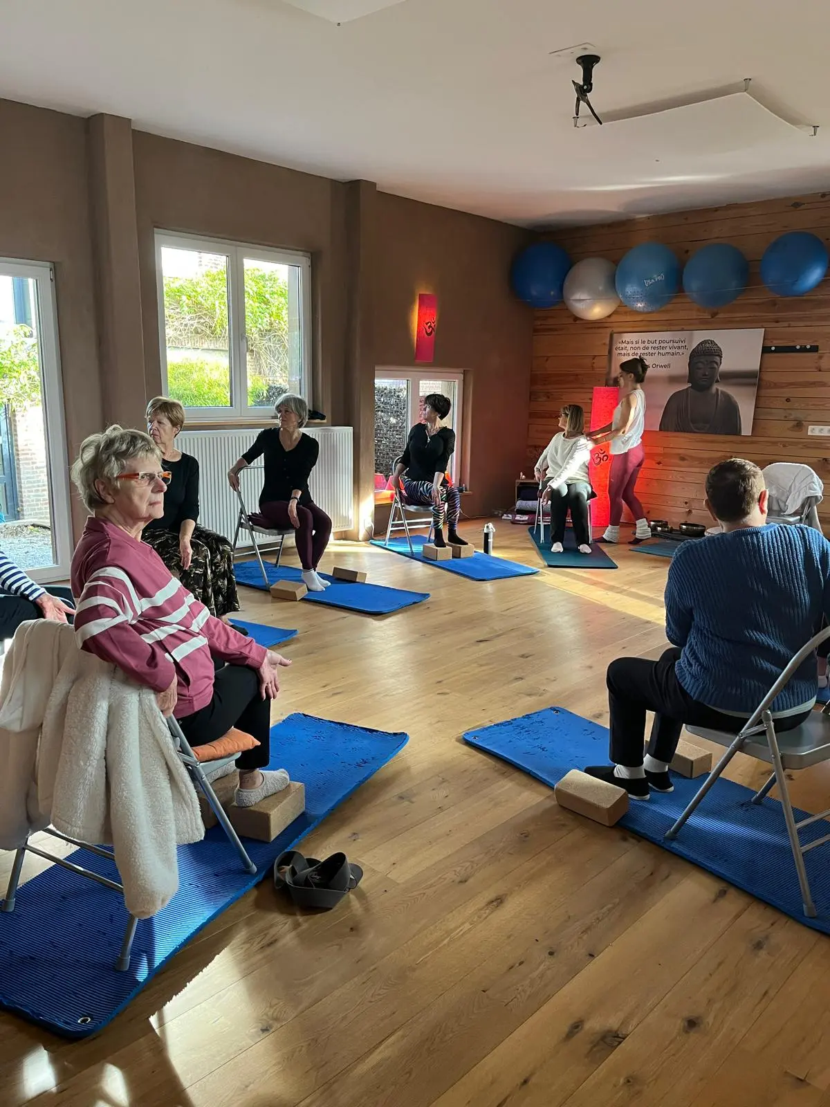 Yoga sur chaise